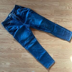 Madewell curvey highrise crop jeans size 29